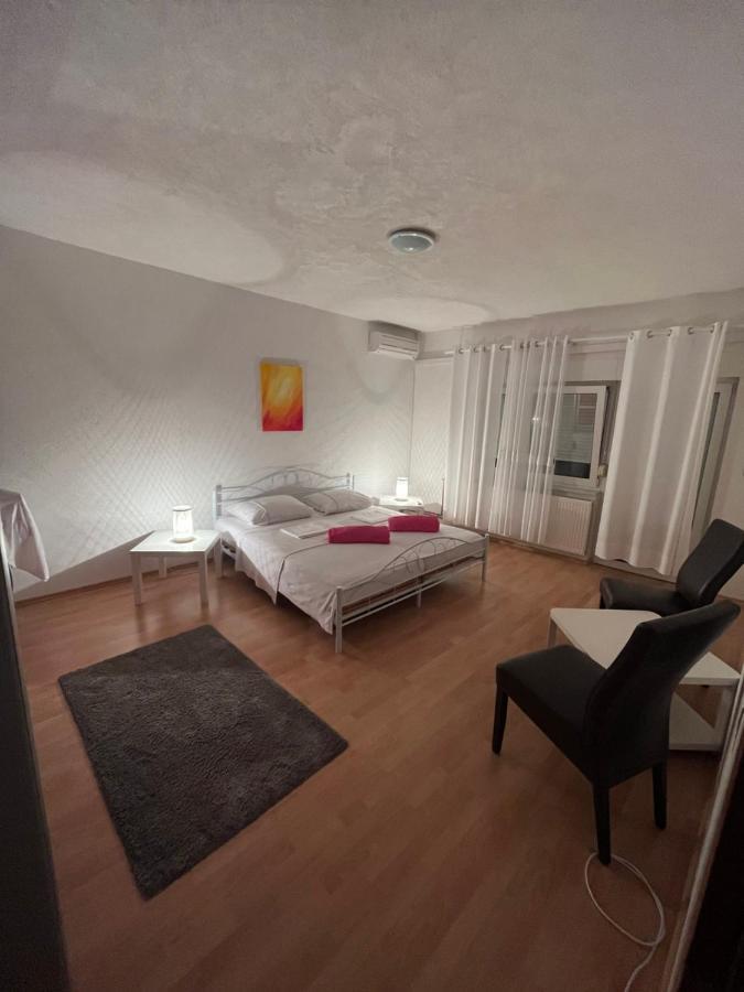 Apartment Masa Tisno Exterior photo