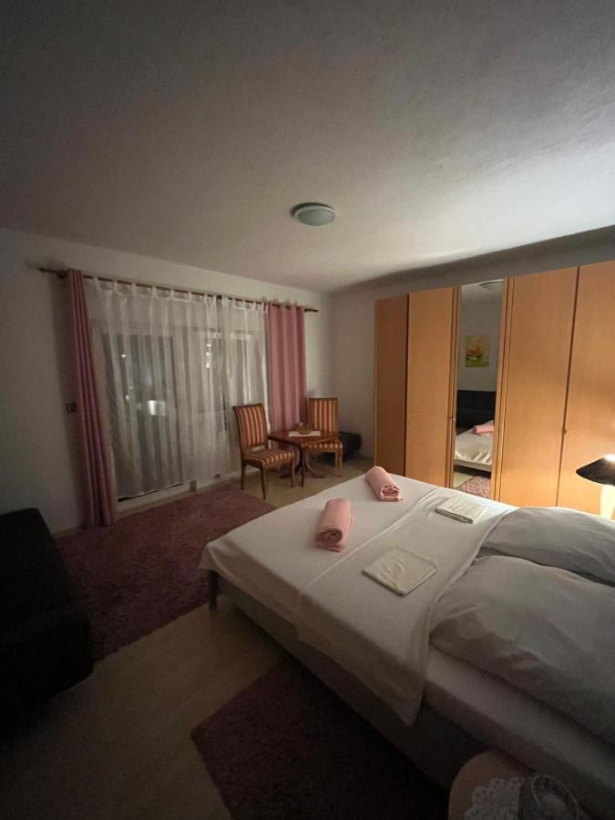 Apartment Masa Tisno Exterior photo